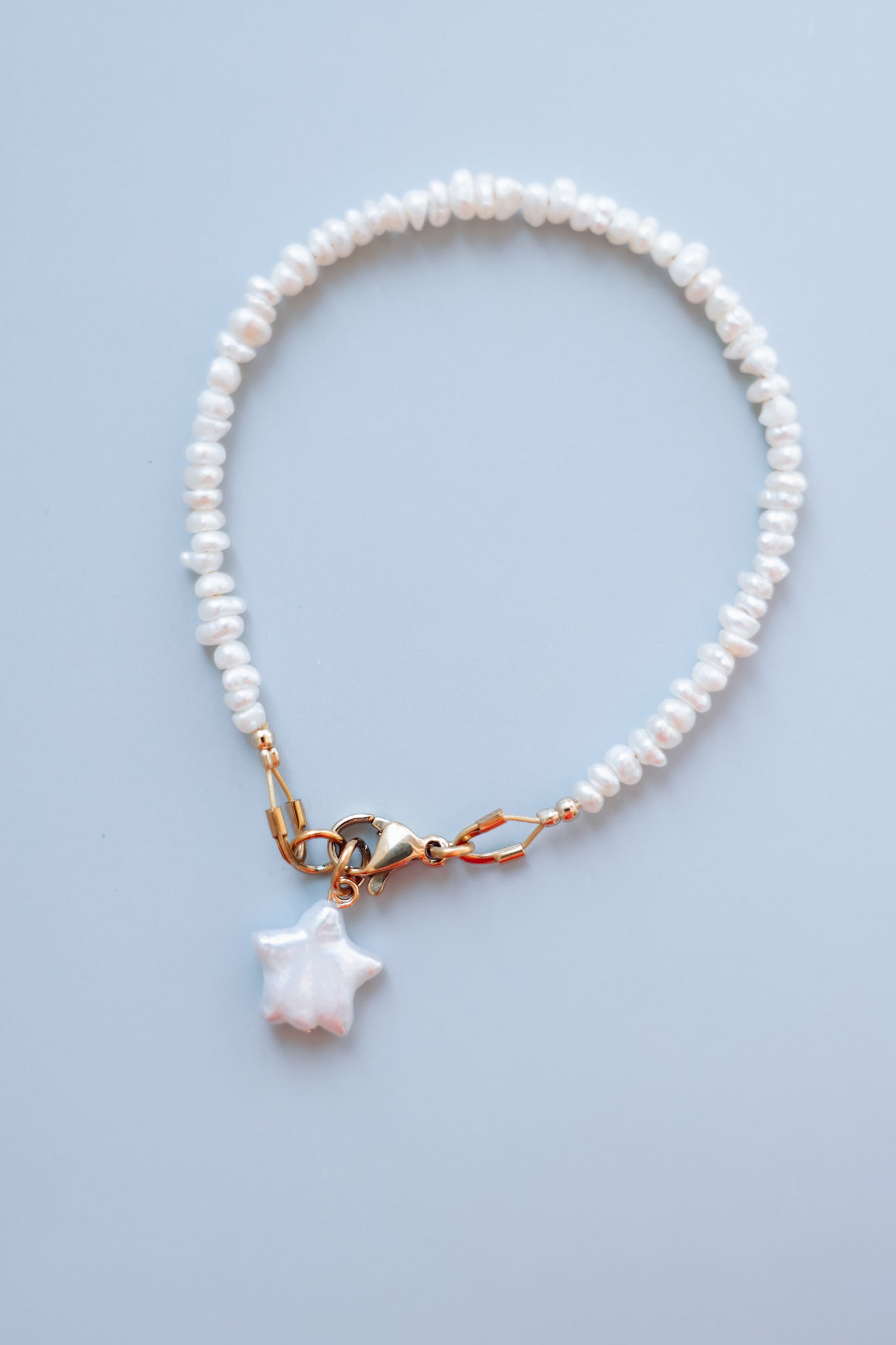 Button Pearl Bracelet