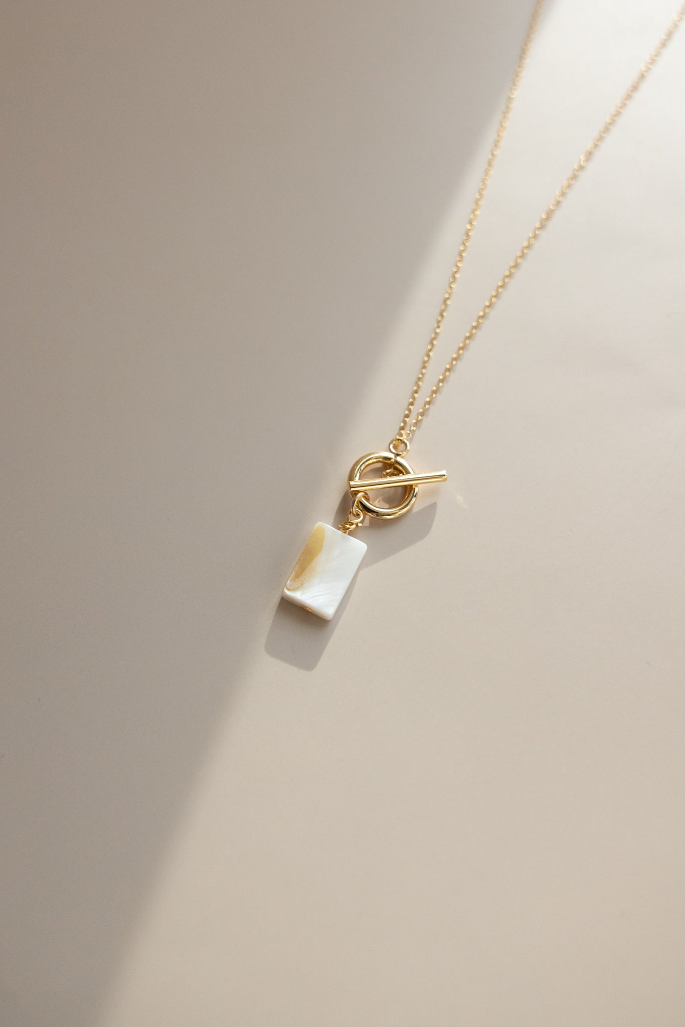 Gold Chain + Rectangle Pearl Shell