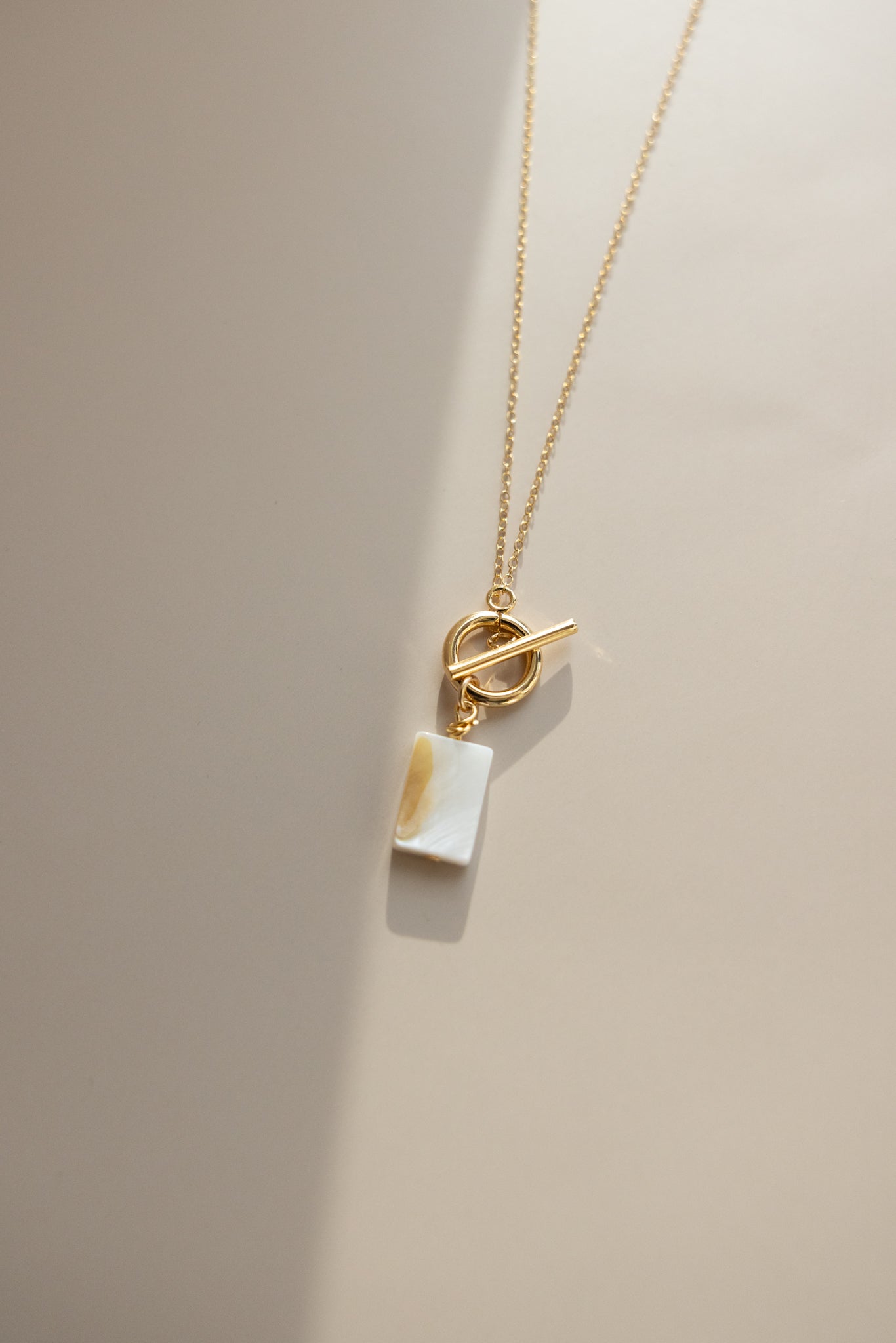 Gold Chain + Rectangle Pearl Shell