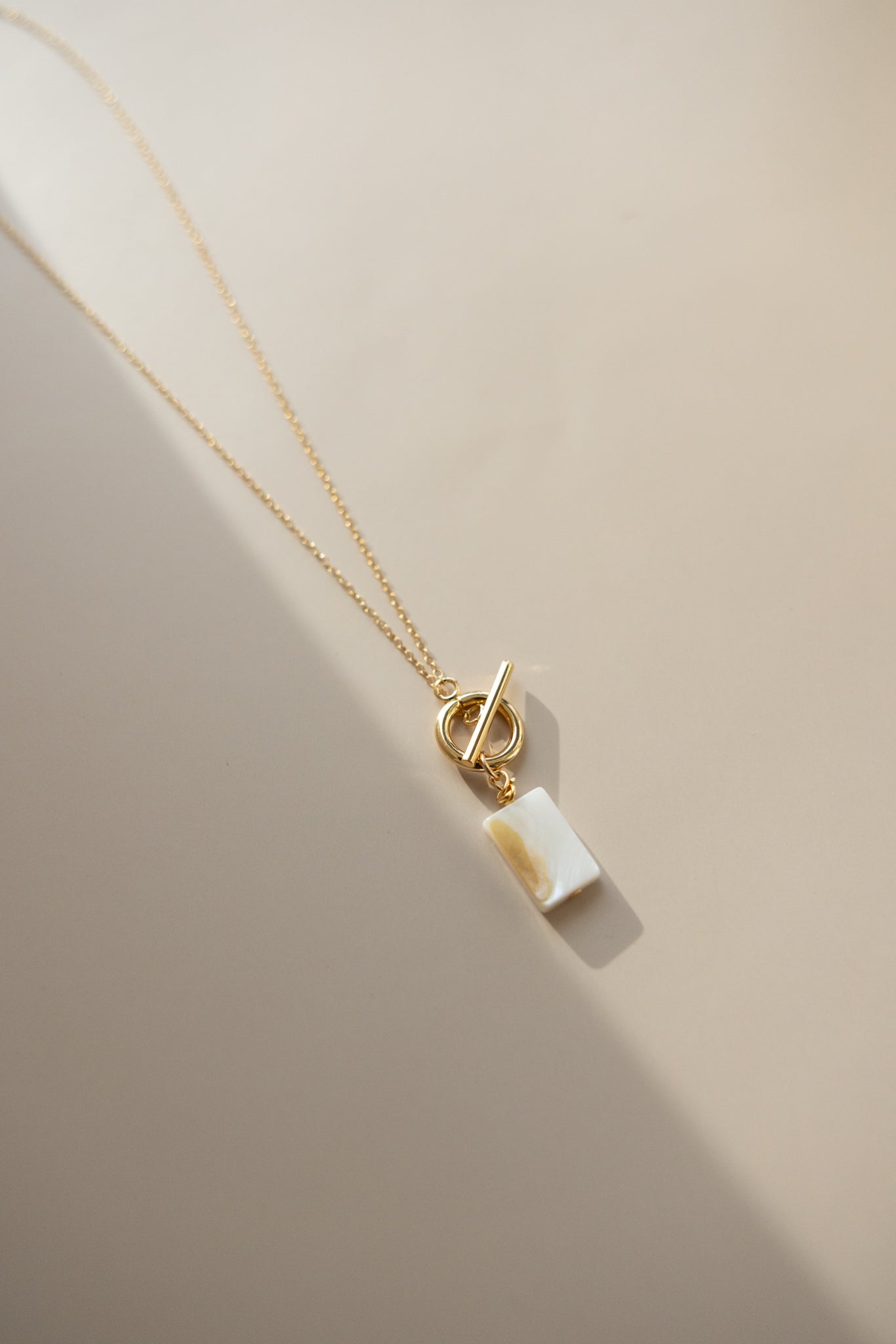 Gold Chain + Rectangle Pearl Shell