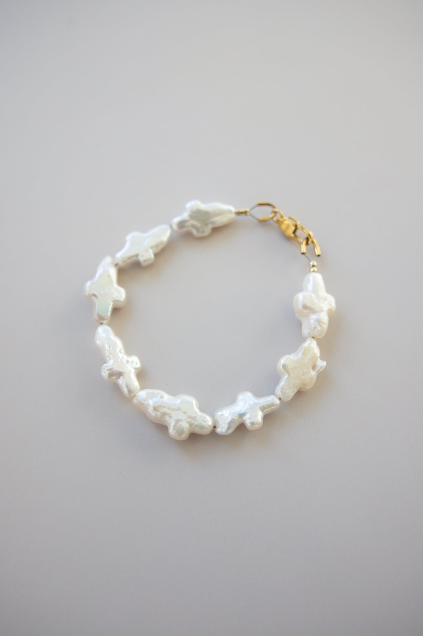 Irregular Pearl Cross Bracelet