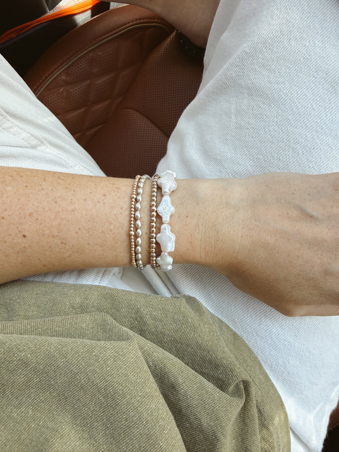Irregular Pearl Cross Bracelet