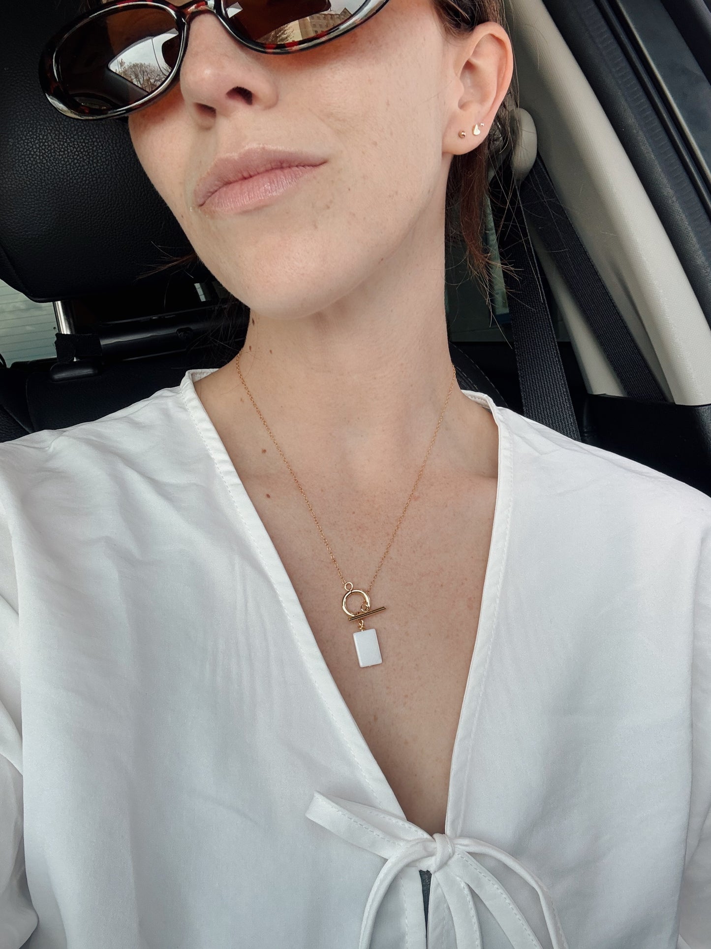 Gold Chain + Rectangle Pearl Shell